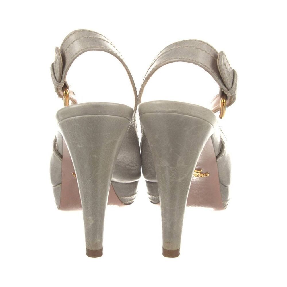 Prada Leather Bow Accents Slingback Pumps - Picture 4 of 7